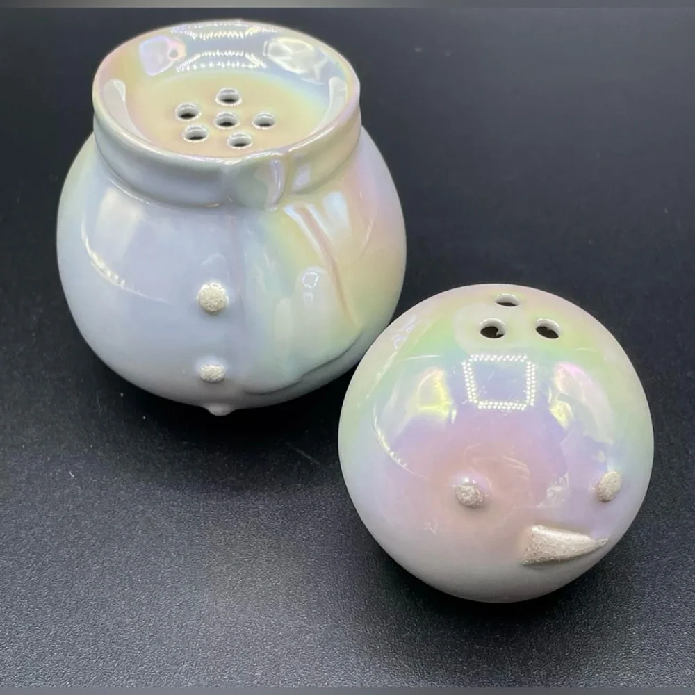 NIB Anthropologie Merry Luster Ceramic Stoneware Salt & Pepper Snowman